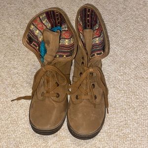 Tan boots